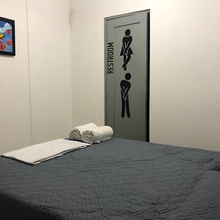 Backpackers Inn Меделин Екстериор снимка