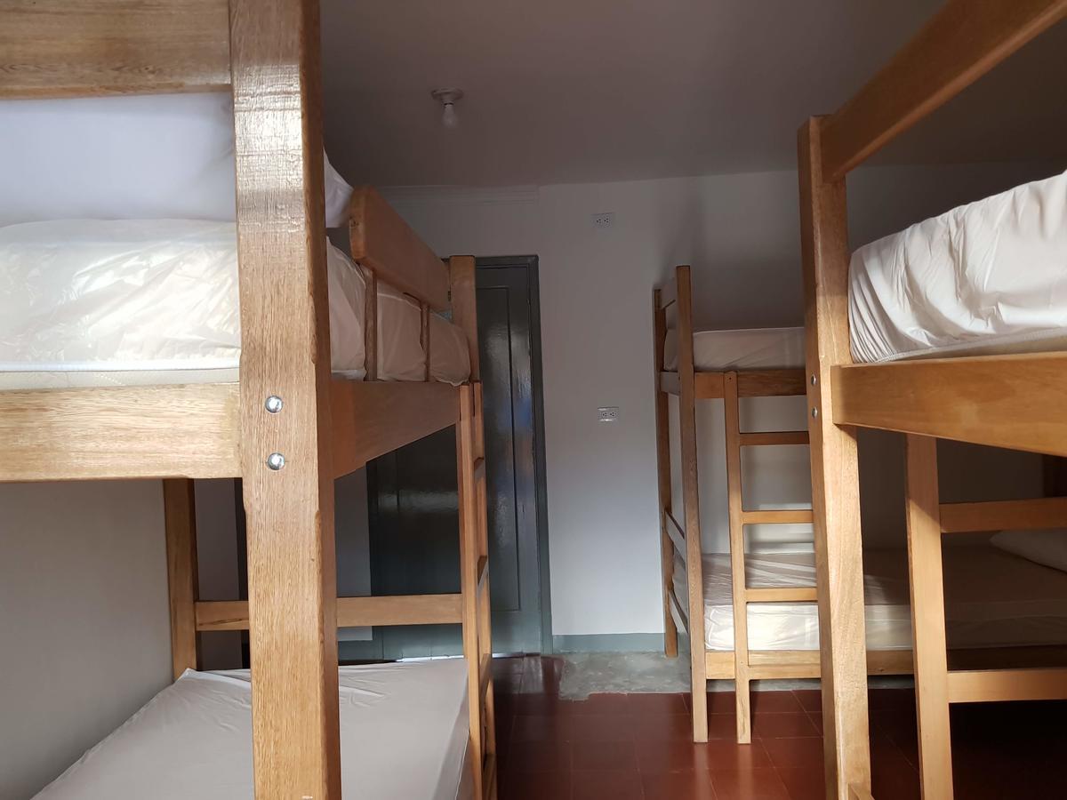 Backpackers Inn Меделин Екстериор снимка