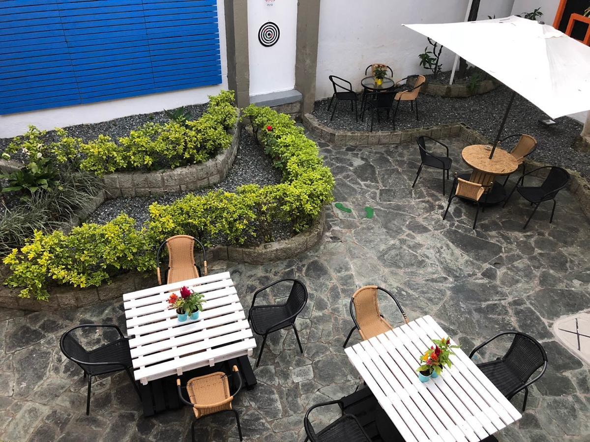 Backpackers Inn Меделин Екстериор снимка