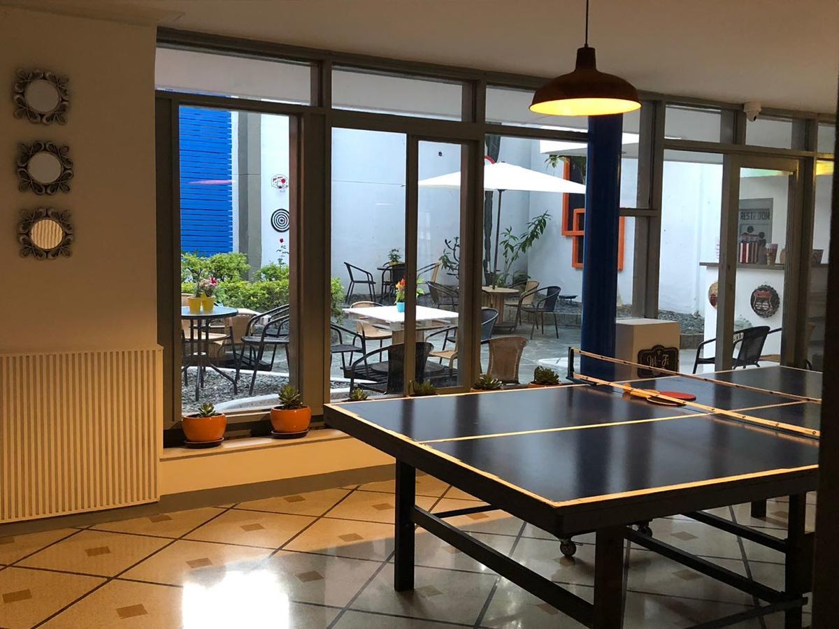 Backpackers Inn Меделин Екстериор снимка