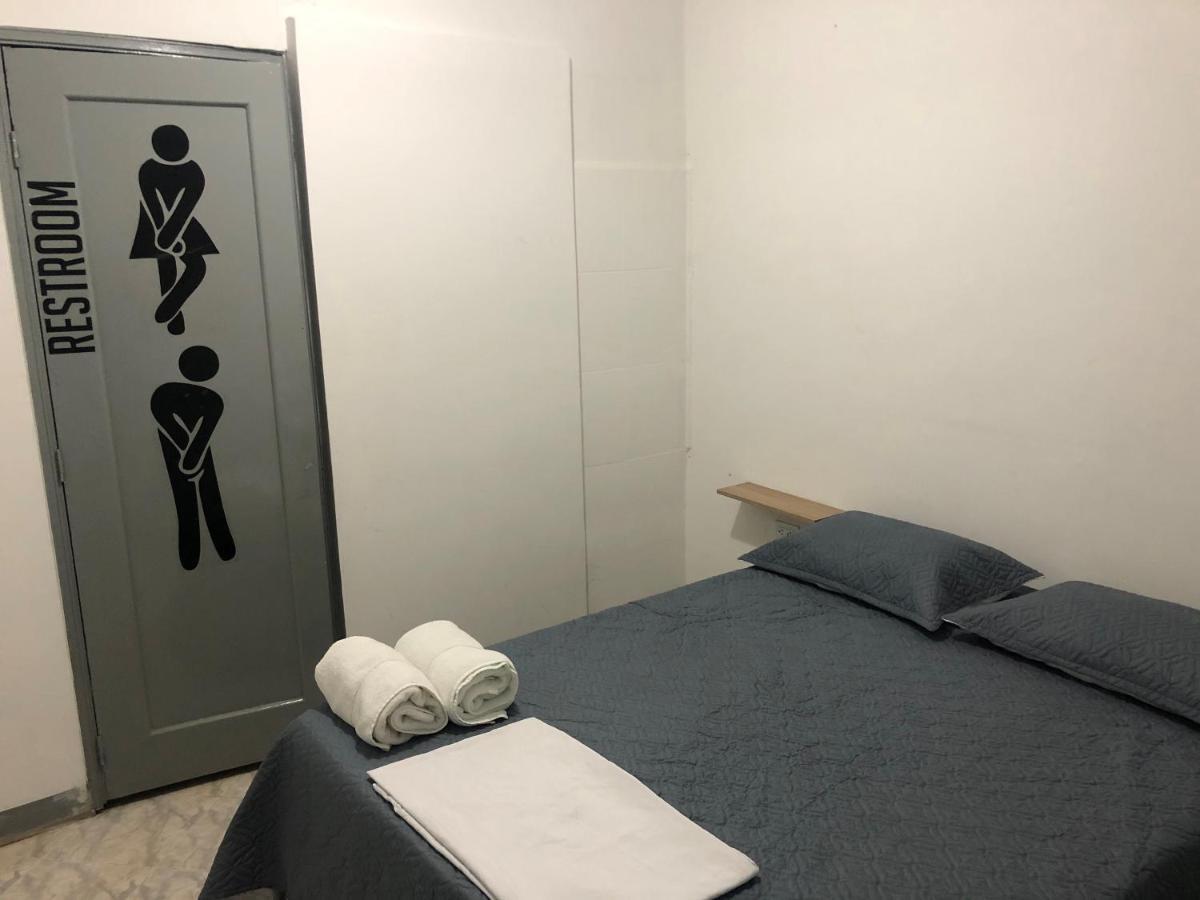 Backpackers Inn Меделин Екстериор снимка